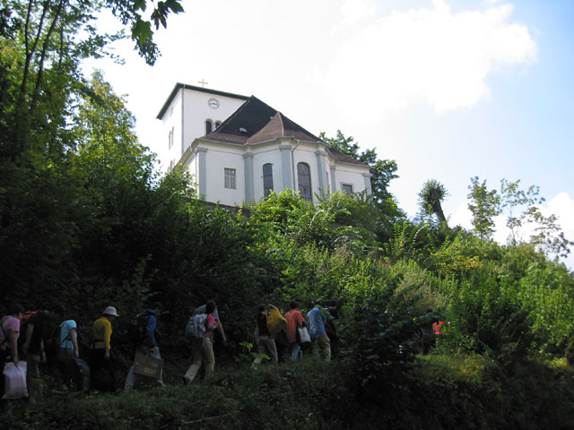 丘の上の「聖レオンハルト教会」